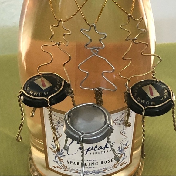 50 Mum Champagne Wire Cages with Caps - Picture 6 of 7